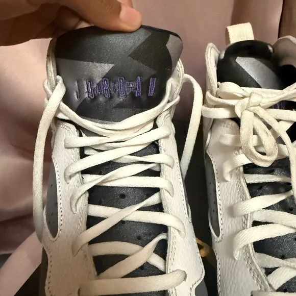Jordan Kids Sneakers in Cream and Gray with Purple Logo Sneakers